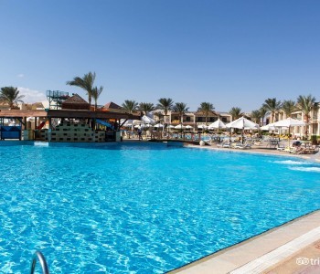 ISLAND GARDEN RESORT