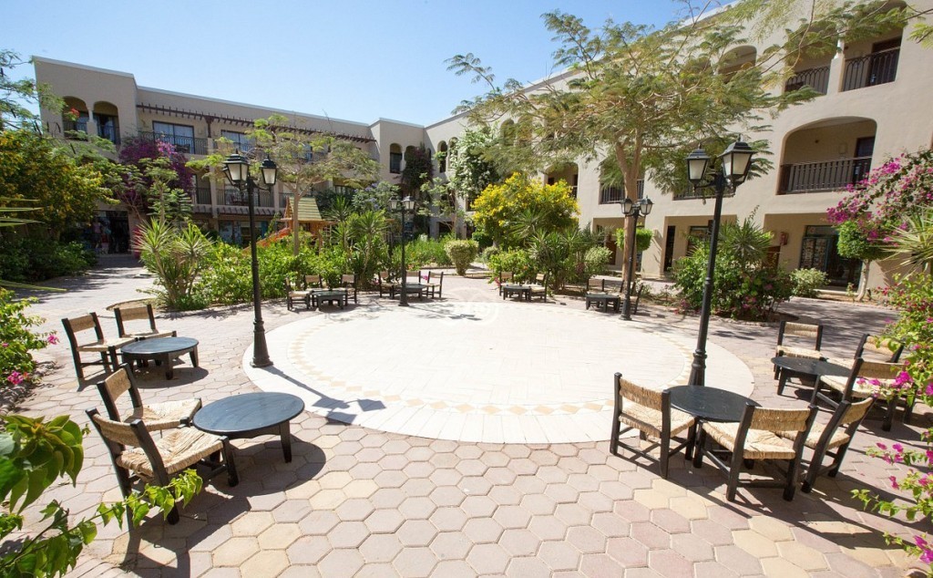 JAZ MIRABEL PARK & CLUB