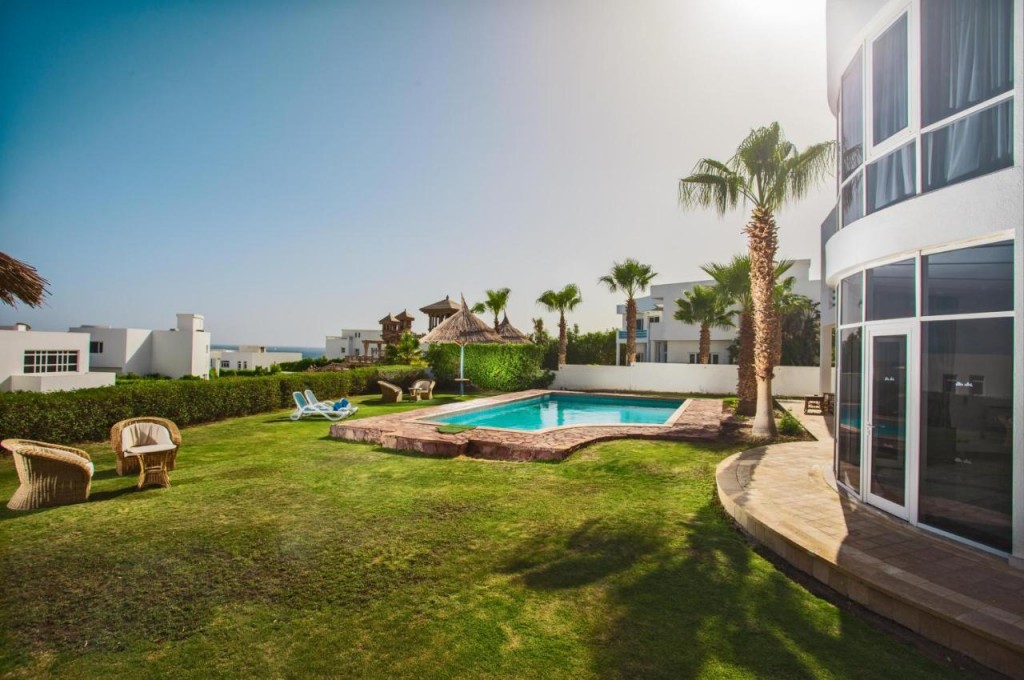 JOLIE VILLE GOLF & RESORT