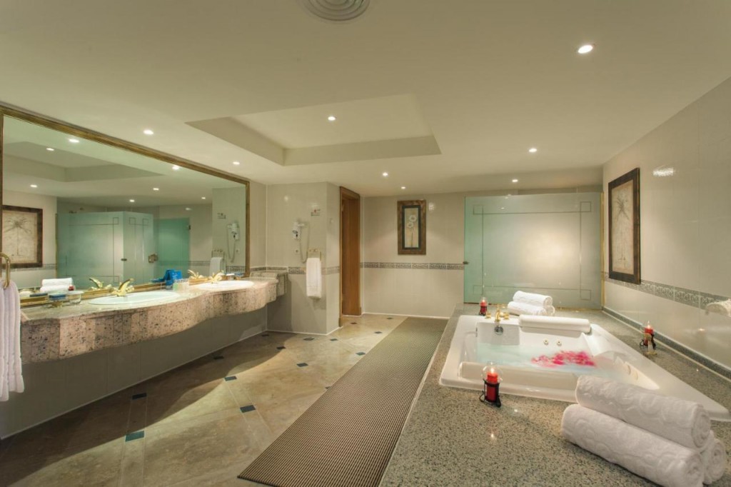 JOLIE VILLE GOLF & RESORT