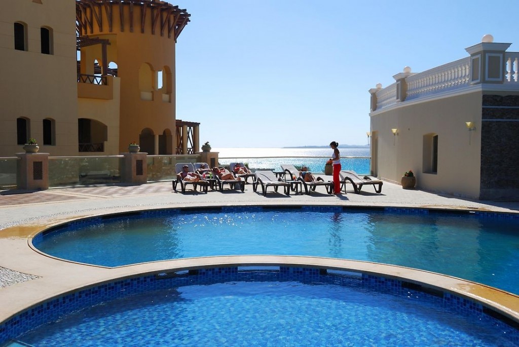KAISOL ROMANCE HOTEL (Adult only +16)