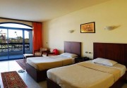 LA PERLA  HOTEL