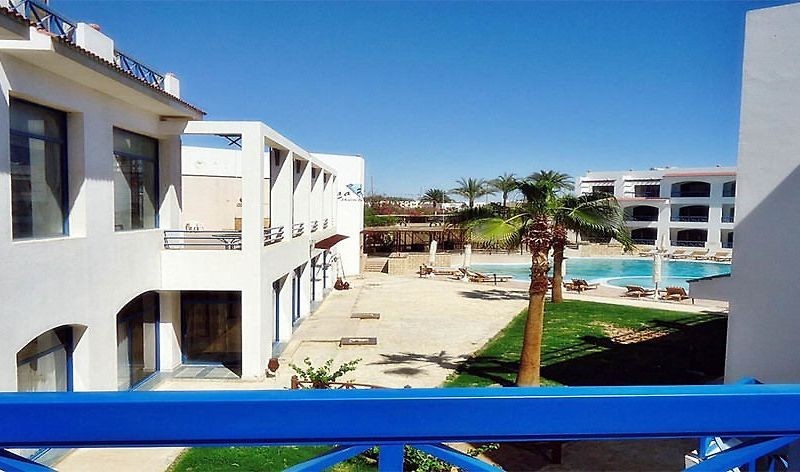 LA PERLA  HOTEL