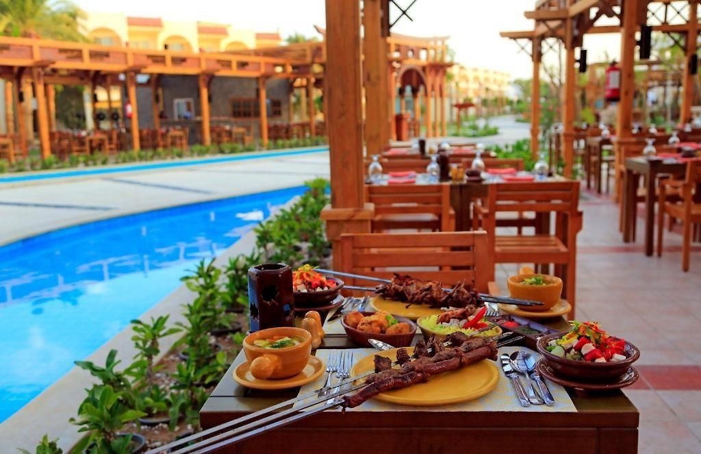 LABRANDA ROYAL MAKADI RESORT