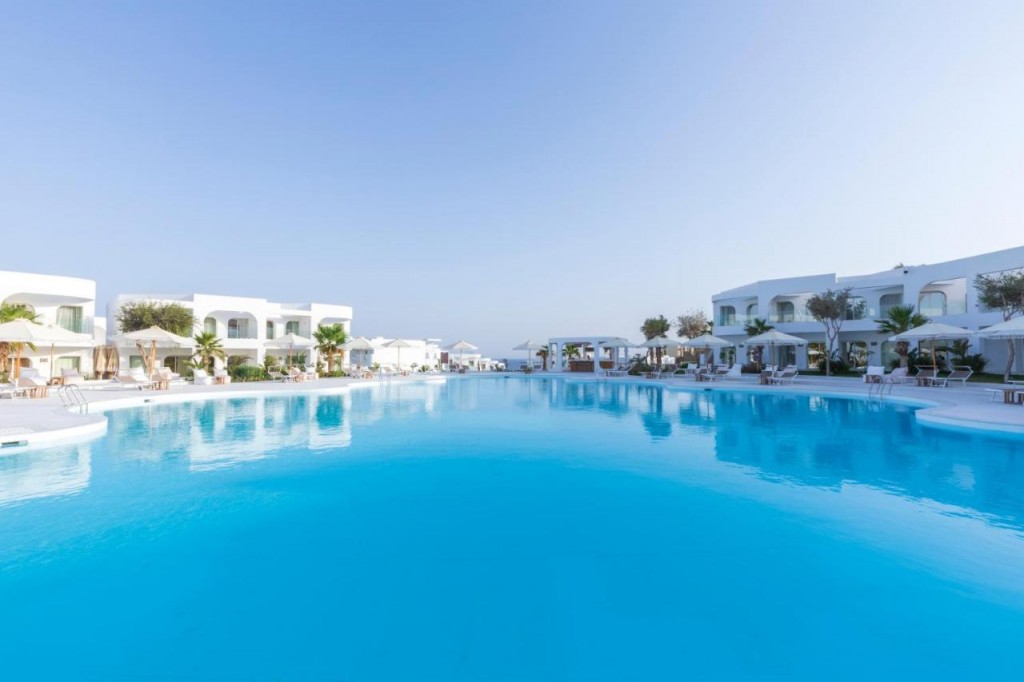 MERAKI RESORT (ADULT ONLY +16)