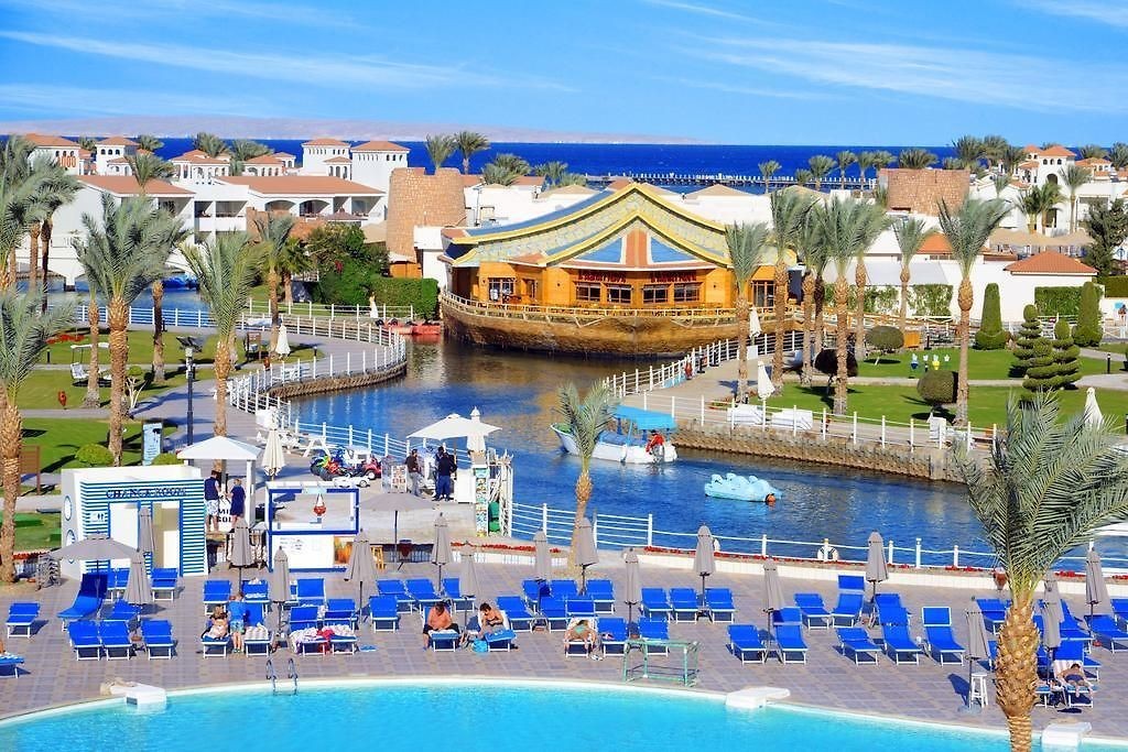 PICKALBATROS DANA BEACH RESORT - HURGHADA