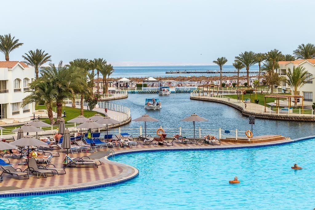 PICKALBATROS DANA BEACH RESORT - HURGHADA