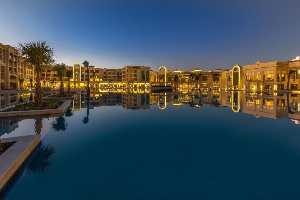 PICKALBATROS WHITE BEACH RESORT - HURGHADA