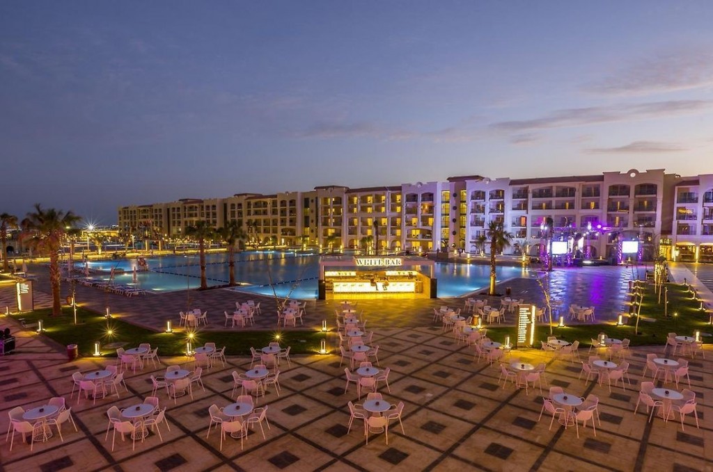 PICKALBATROS WHITE BEACH RESORT - HURGHADA