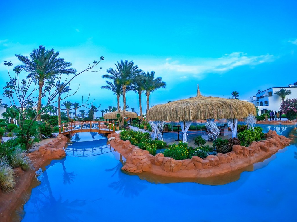 ROYAL REGENCY CLUB