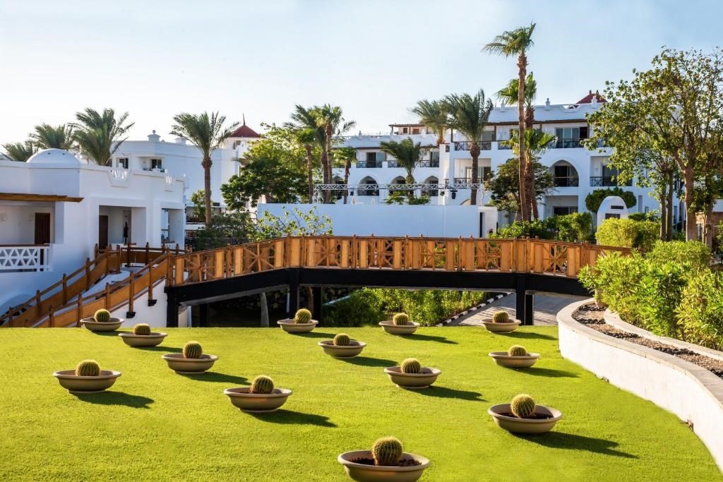 SUNRISE REMAL BEACH  RESORT