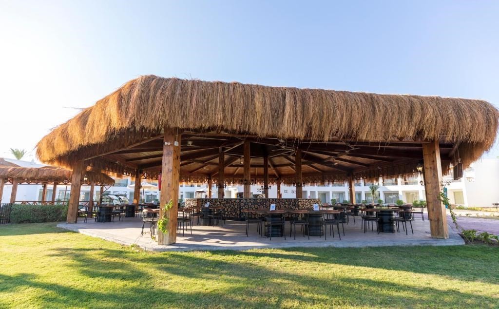 SUNRISE REMAL BEACH  RESORT