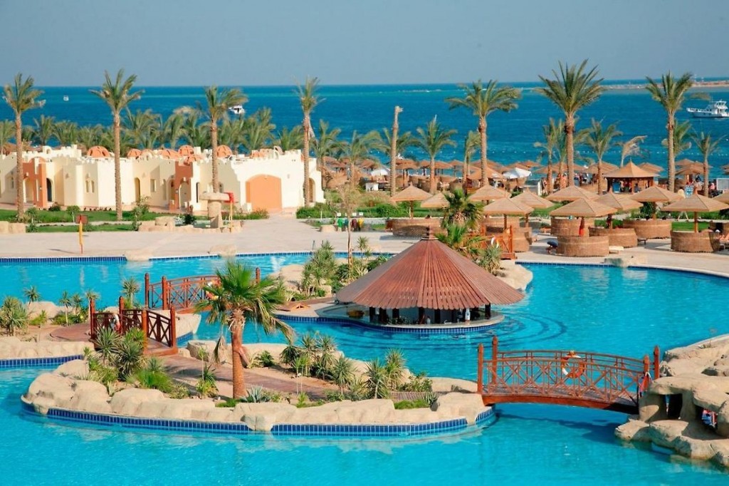 SUNRISE SELECT ROYAL MAKADI AQUA RESORT
