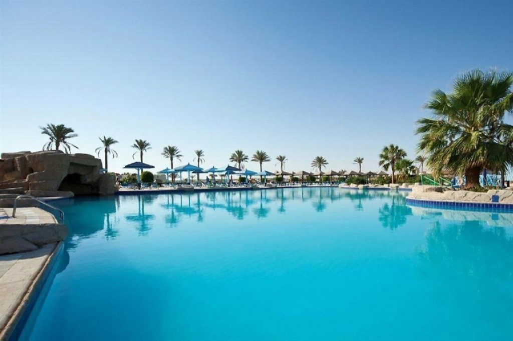 SUNRISE SELECT ROYAL MAKADI AQUA RESORT