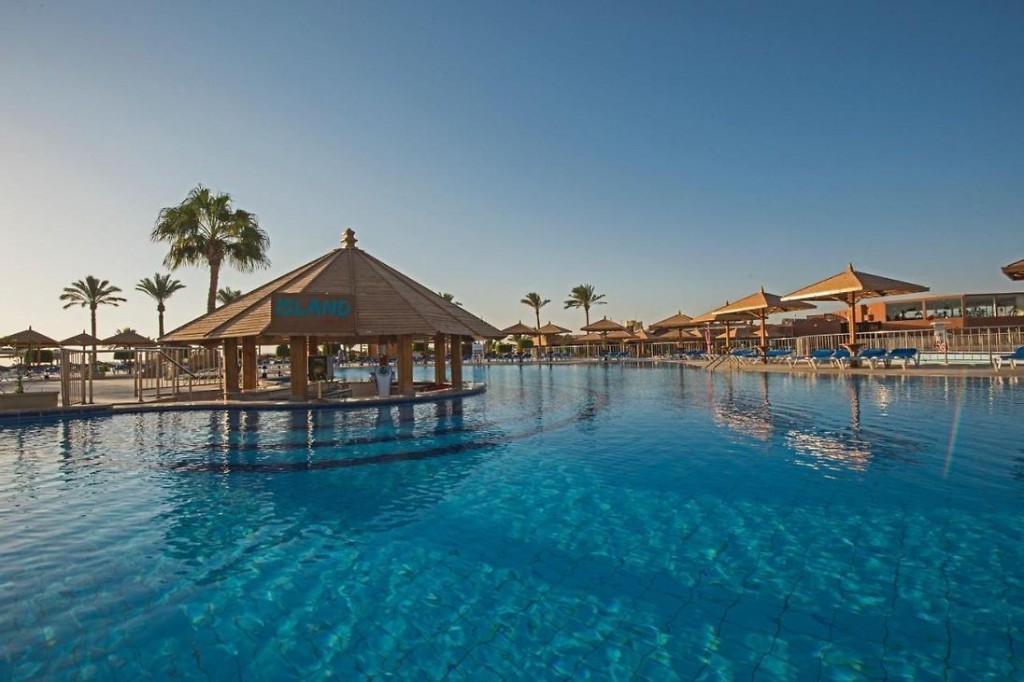 SUNRISE SELECT ROYAL MAKADI AQUA RESORT