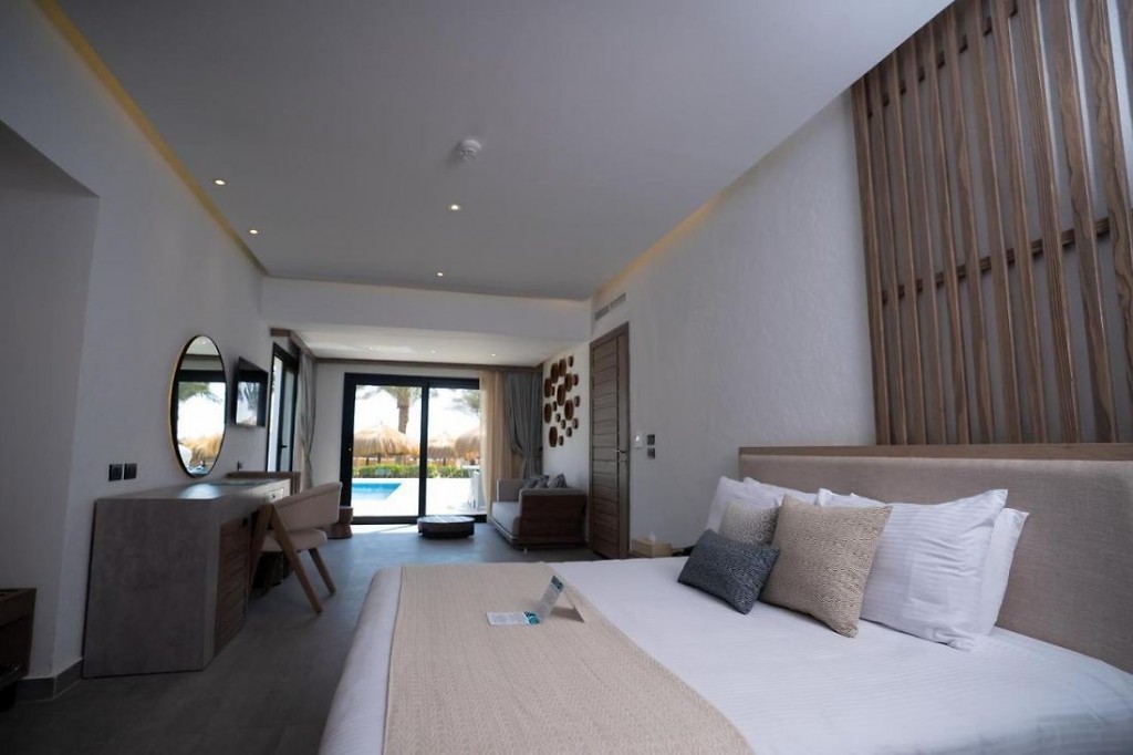 SUNRISE SELECT ROYAL MAKADI AQUA RESORT