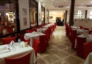 TAMRA BEACH HOTEL