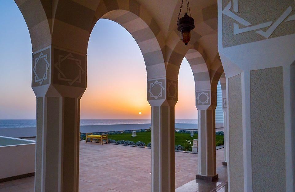 THE OBEROI BEACH RESORT
