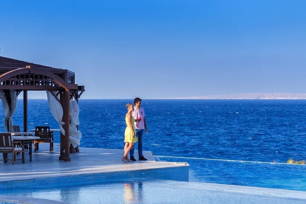 THE OBEROI BEACH RESORT