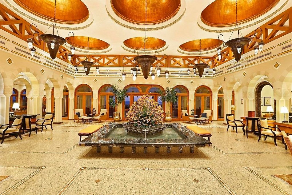 THE OBEROI BEACH RESORT