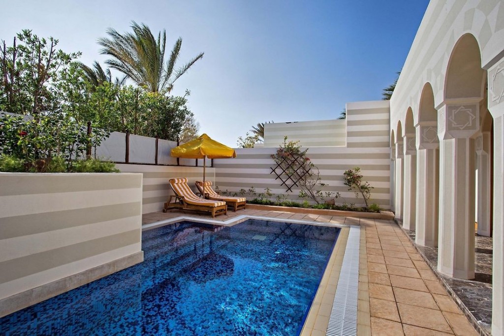 THE OBEROI BEACH RESORT
