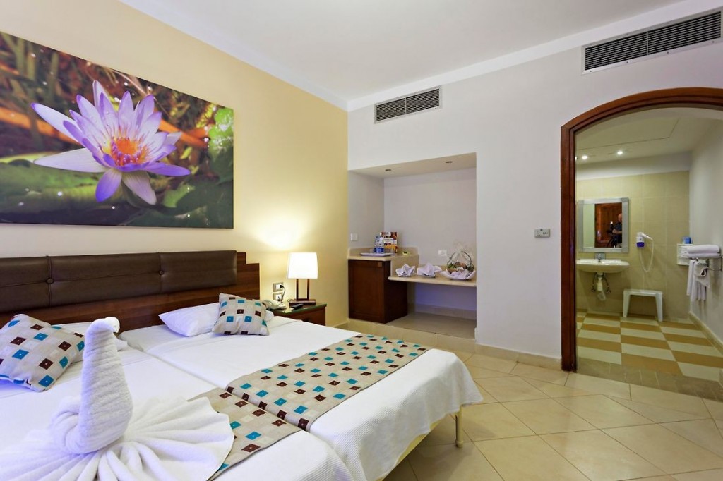 THREE CORNERS RIHANA RESORT