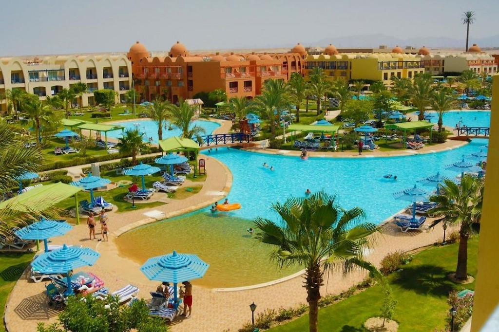 TITANIC BEACH RESORT & AQUAPARK