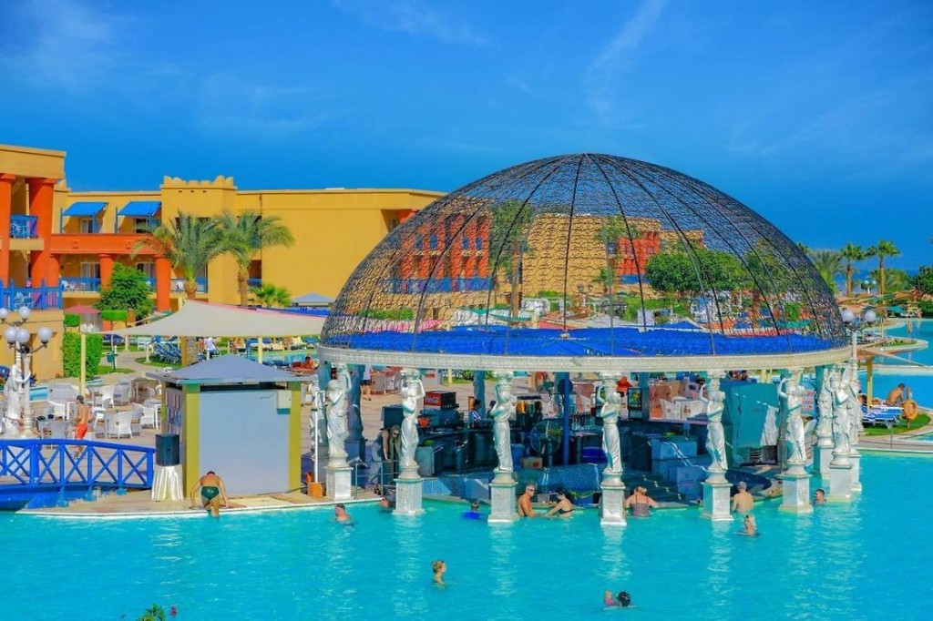 TITANIC PALACE RESORT & AQUAPARK