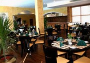 TOPAZ SUITES HOTEL (GOLDEN 5)