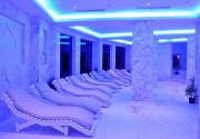 TOPAZ SUITES HOTEL (GOLDEN 5)