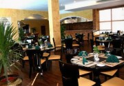 TOPAZ SUITES HOTEL (GOLDEN 5)