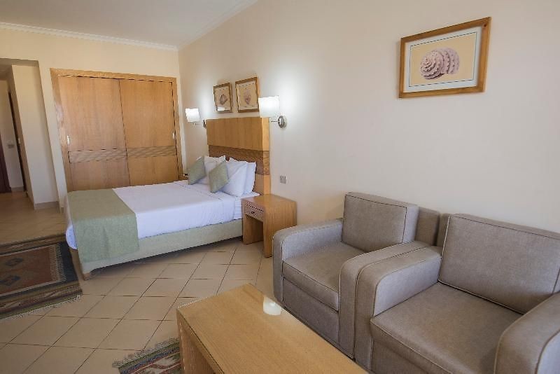 ZAHABIA HOTEL & BEACH RESORT