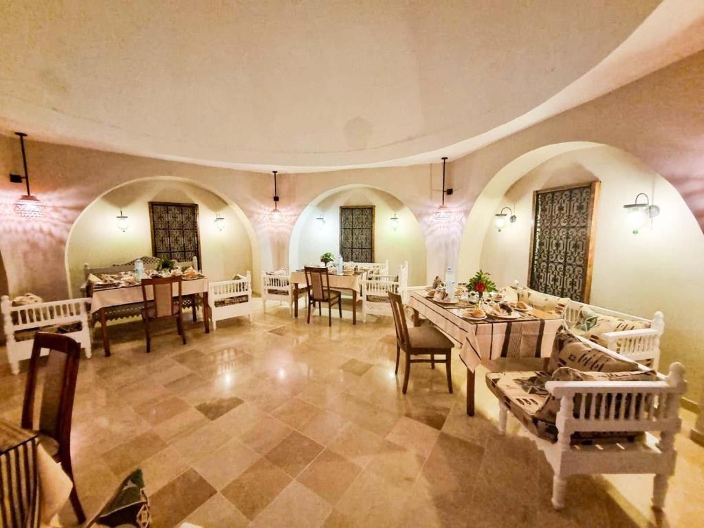 MONARQUE CLUB RIVAGE