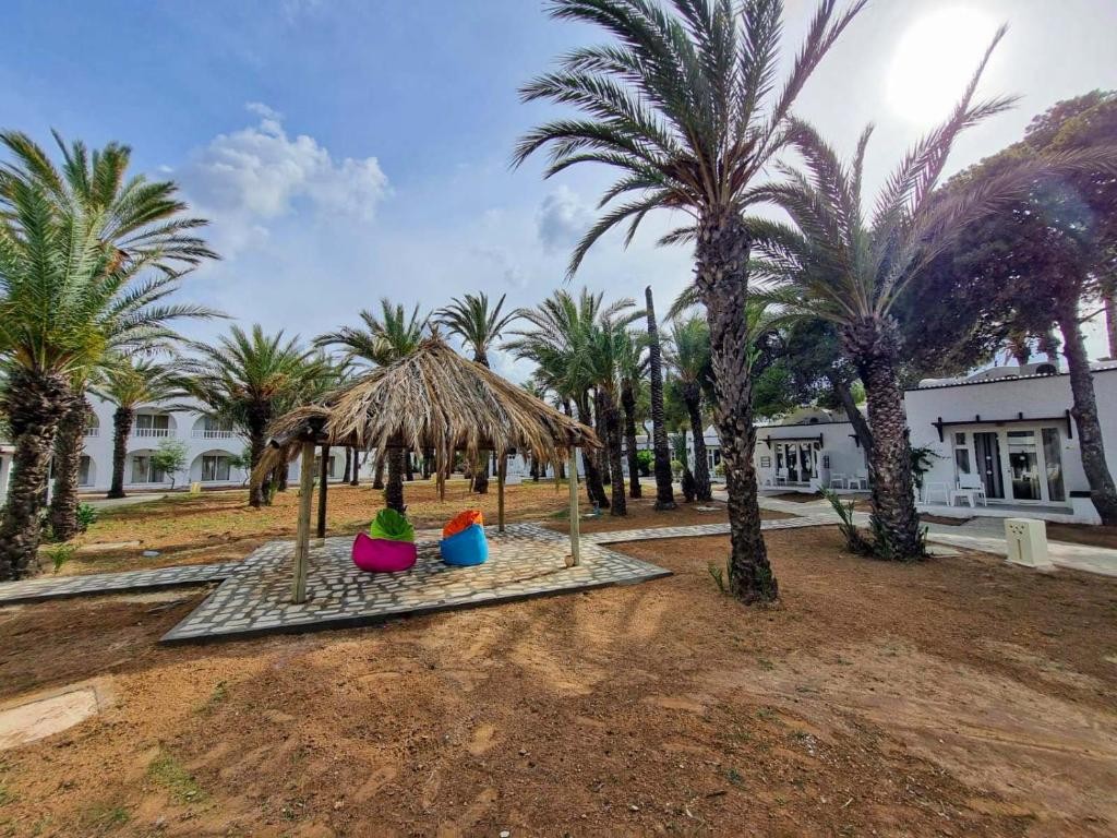 MONARQUE CLUB RIVAGE