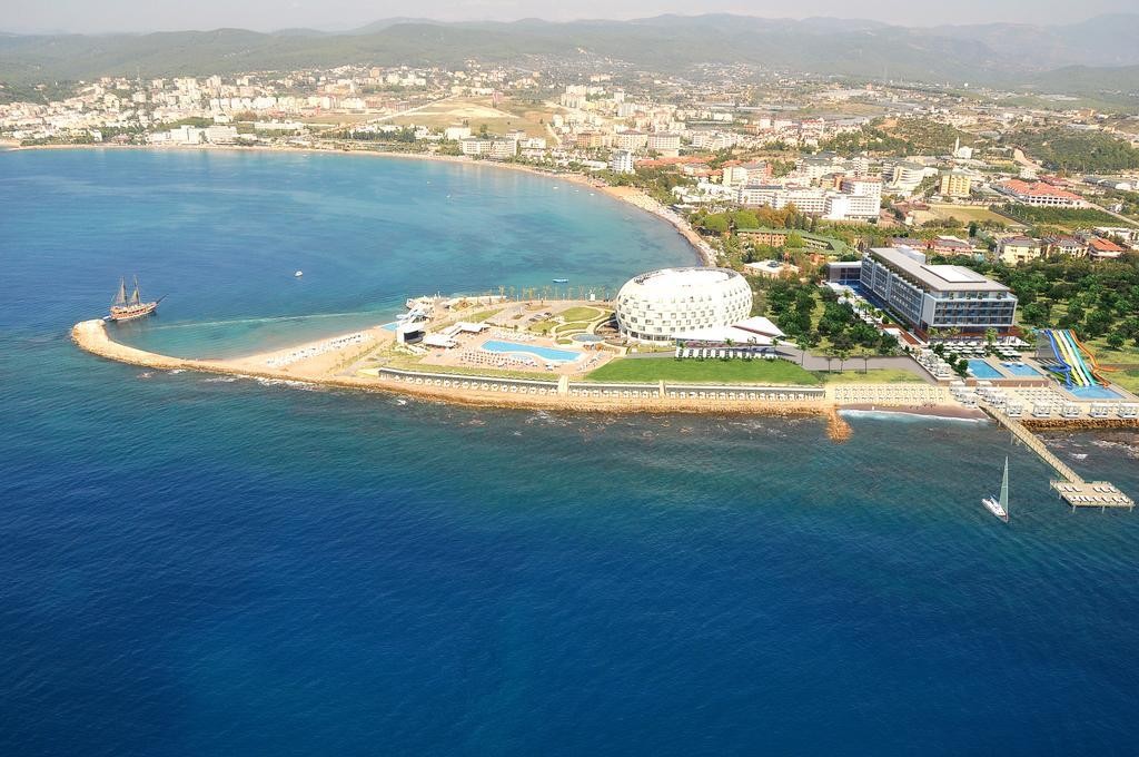 GOLD ISLAND HOTEL