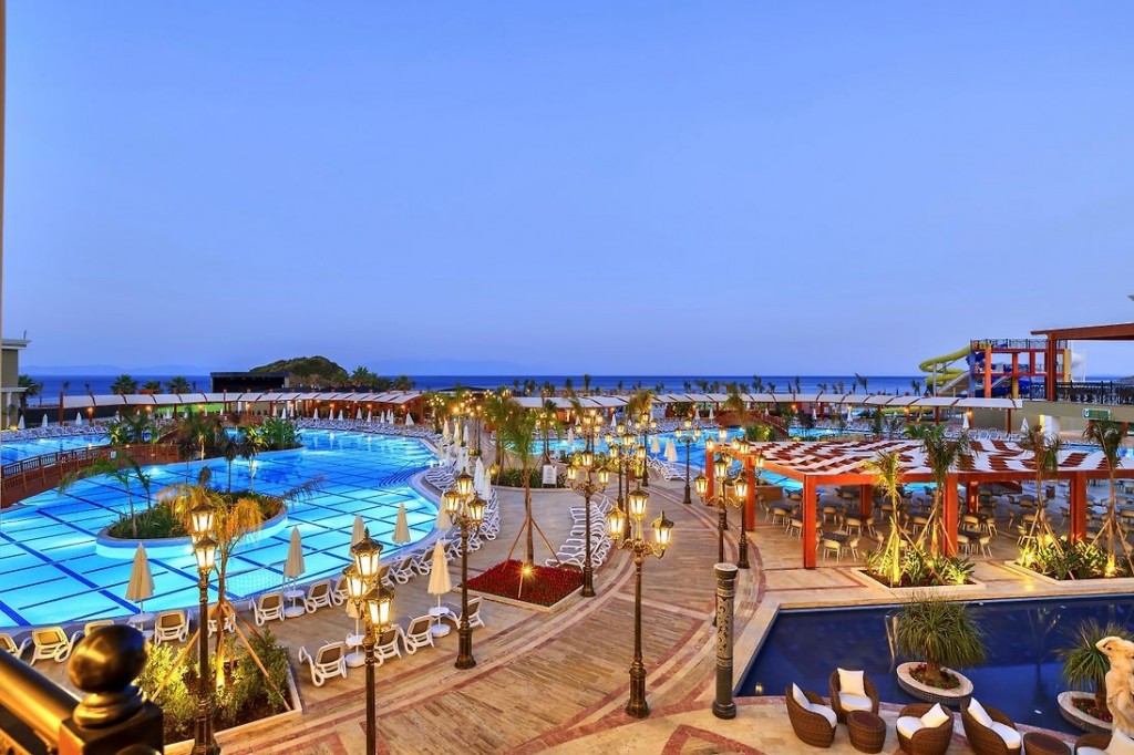 SUNIS EFES ROYAL RESORT HOTEL & SPA