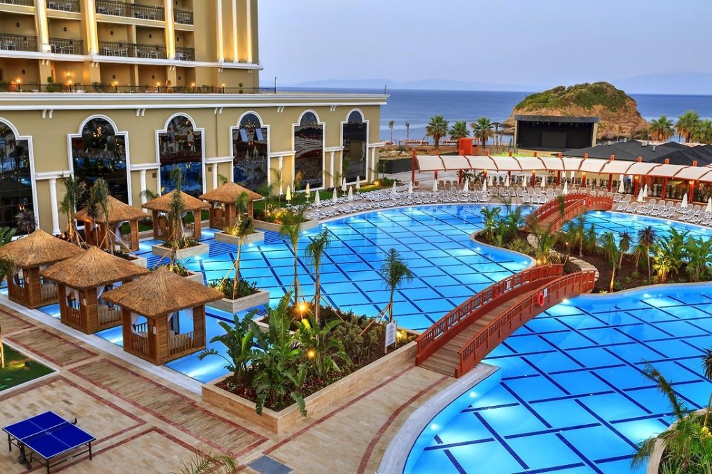 SUNIS EFES ROYAL RESORT HOTEL & SPA