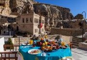 YUNAK EVLERI CAPPADOCIA CAVE HOTEL