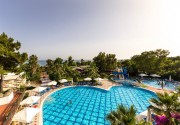 LYCUS BEACH HOTEL