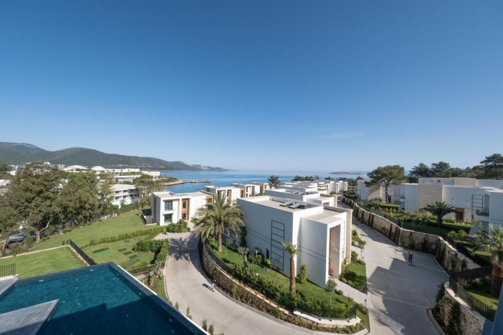 SELECTUM LUXURY DOORA