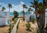 HARI CLUB BEACH RESORT
