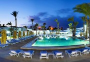 HARI CLUB BEACH RESORT