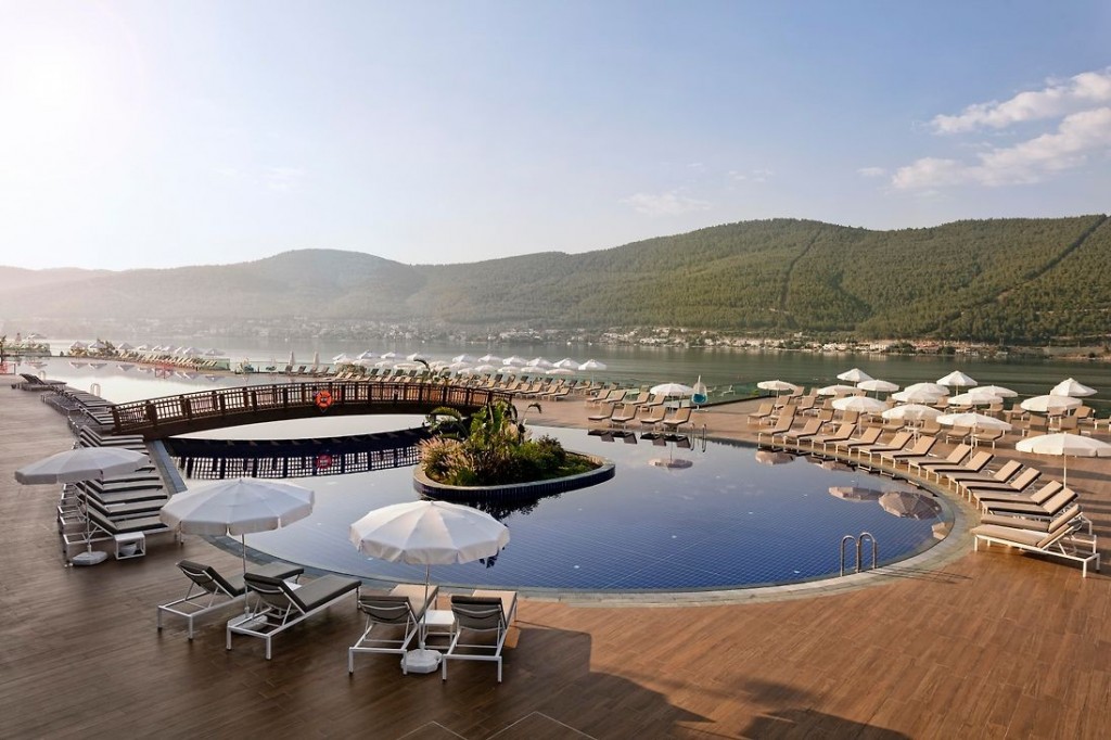 TITANIC LUXURY COLLECTION BODRUM