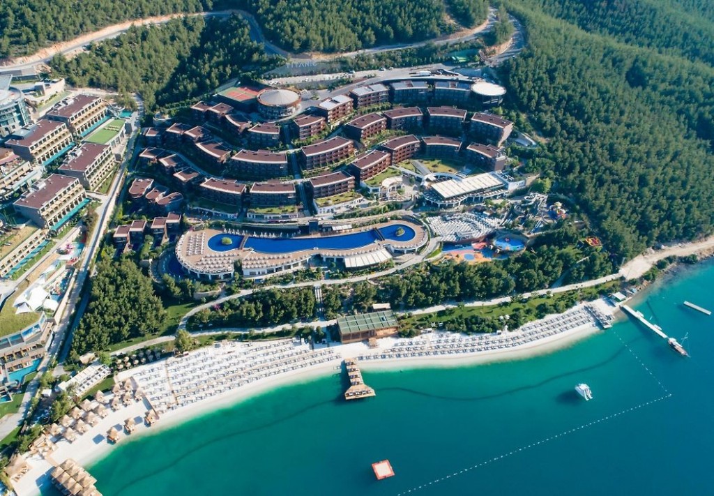 TITANIC LUXURY COLLECTION BODRUM