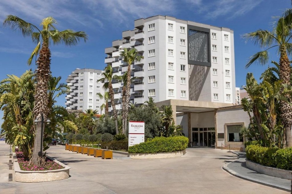 RAMADA RESORT LARA