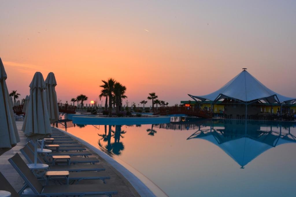 AQUASIS DELUXE RESORT & SPA